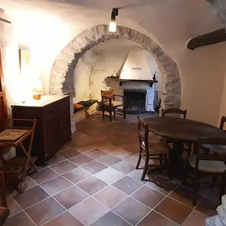 Characteristic House Aquasanta