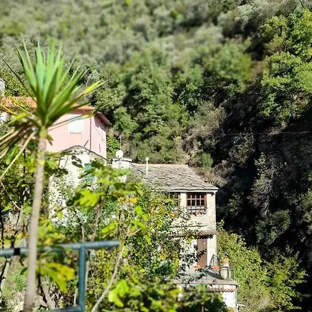 Characteristic House Aquasanta Lecchiore